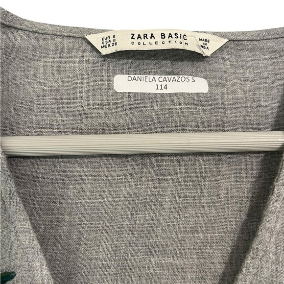 Zara Floral Embroidered Gray Blouse small - Picture 6 of 9